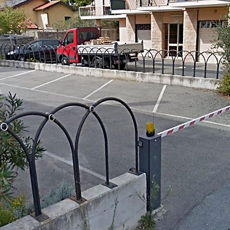 Posto Auto Gratuito Relax A 30 Metri Dal Mare Apartamento Riva Ligure Exterior foto