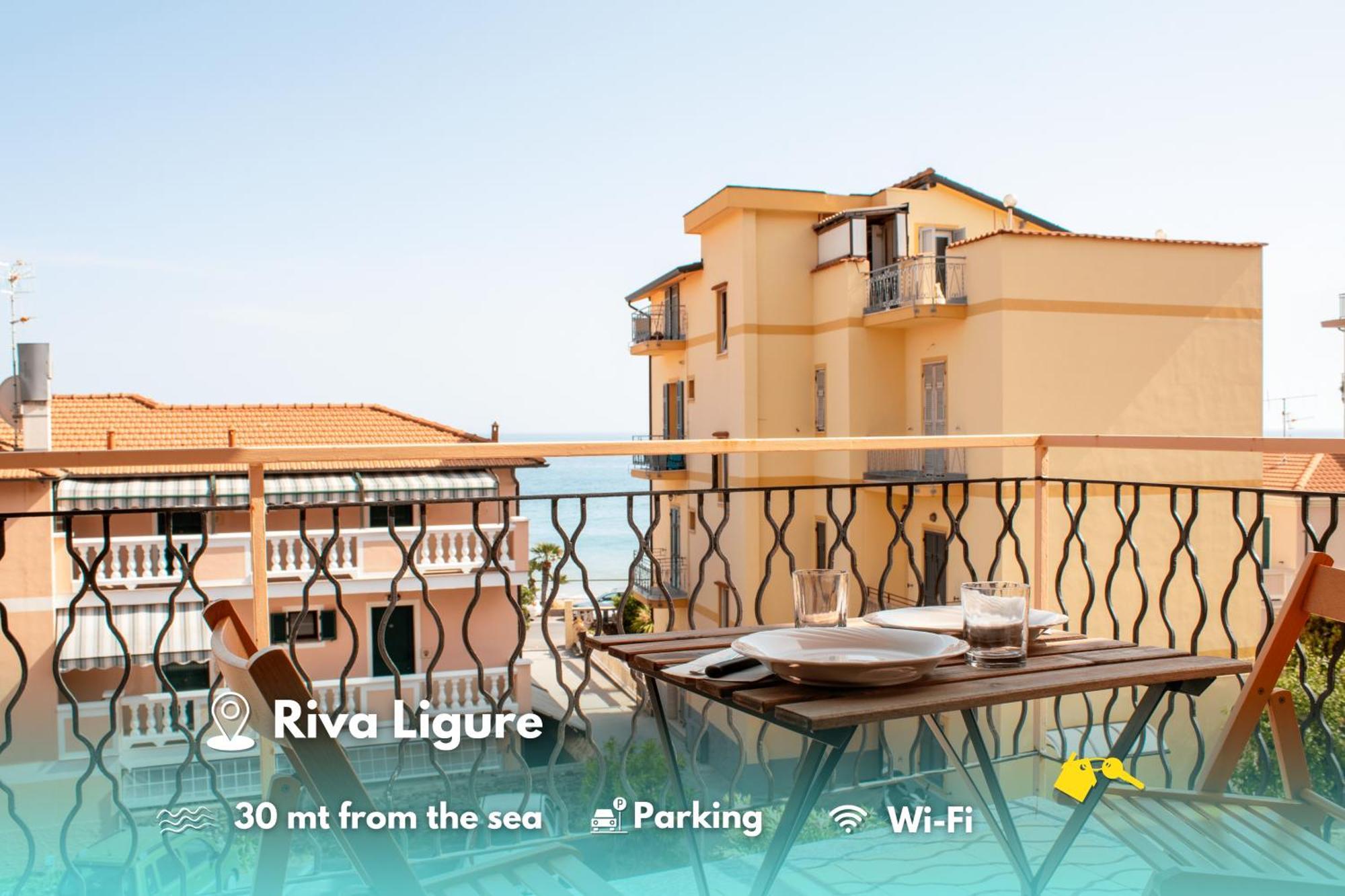 Posto Auto Gratuito Relax A 30 Metri Dal Mare Apartamento Riva Ligure Exterior foto